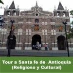 Santa Fe de Antioquia, de los PUEBLOS CERCA A MEDELLIN, cuna de nuestra religión católica y cristiana en general. En Colombia y en toda América latina. Vívela con Green Tour Medellin Colombia